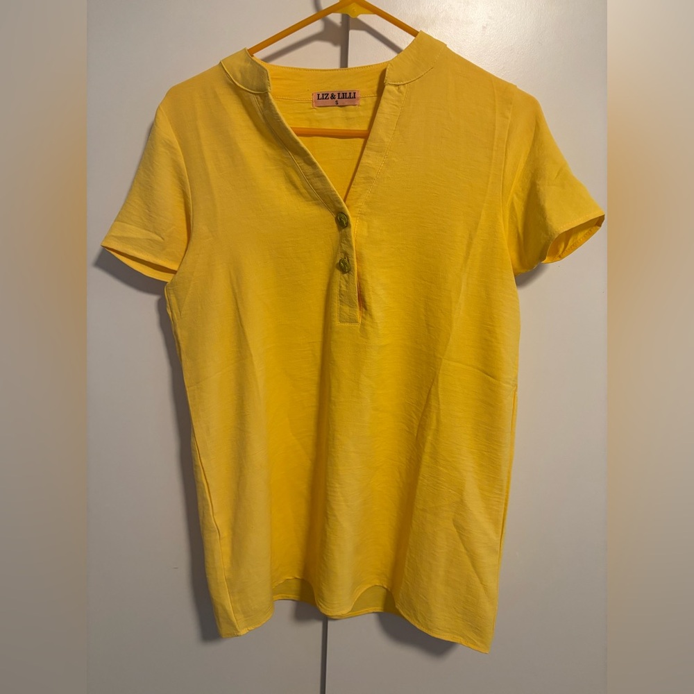 Yellow Women's Top.  size S (big) it seems M